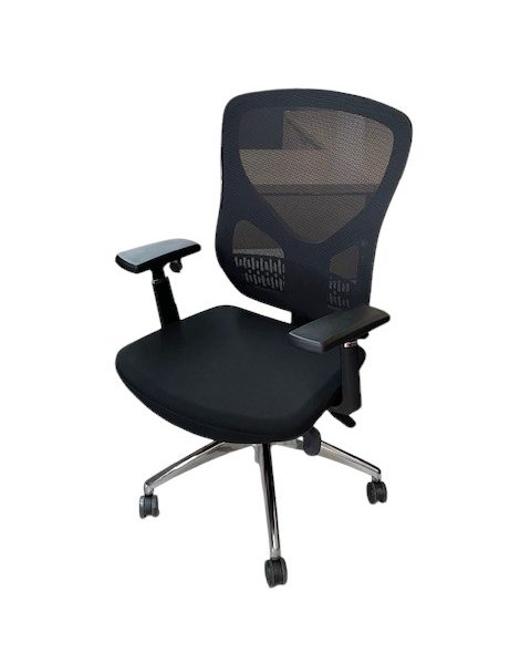 Chaise ergonomique noire avec base chromée