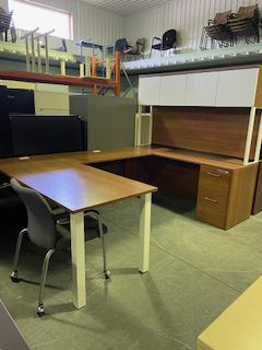 Bureau en U usagé Artopex