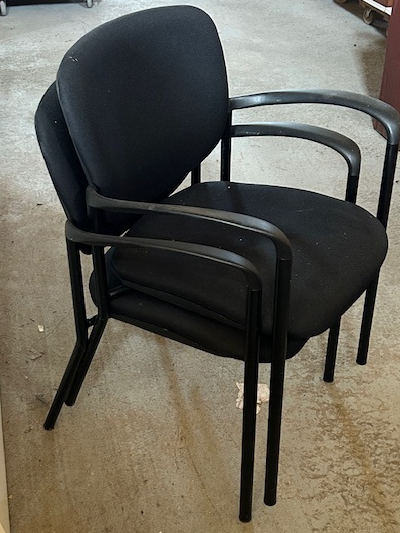 Chaises empilables noires usagées lot de 10