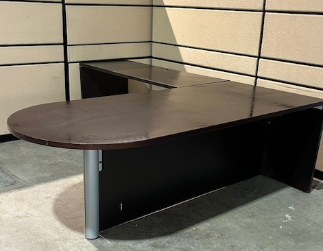 Bureau en L usagé brun