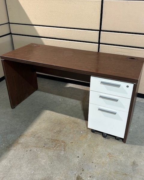 Bureau usagé 24 x 60