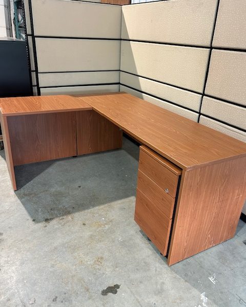 Bureau en L usagé