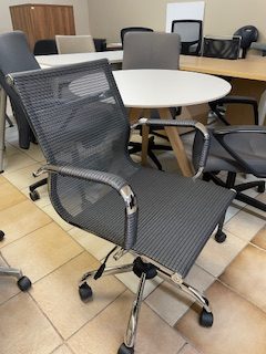 Lot de 10 chaises de conférence neuves