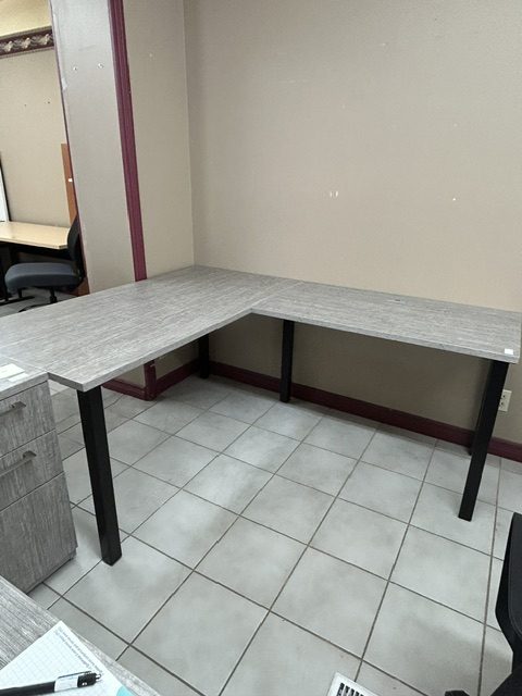 Poste de travail en L démo Lacasse
