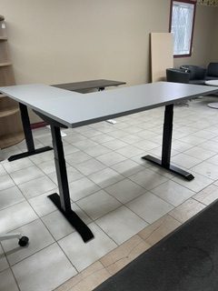 Bureau en L ajustable en hauteur